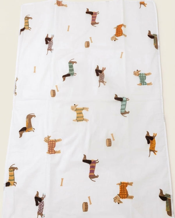 White Dachshund & Puppy Printed Baby Waterproof Dry Sheet